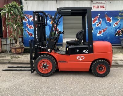 Xe nâng điện 3-3.5 tấn EFL302/352