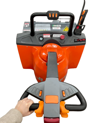 Xe nâng tay điện đứng lái 3 tấn Jialfit