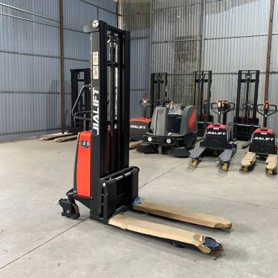 Xe nâng điện bán tự động 1,5 Tấn SPN1530