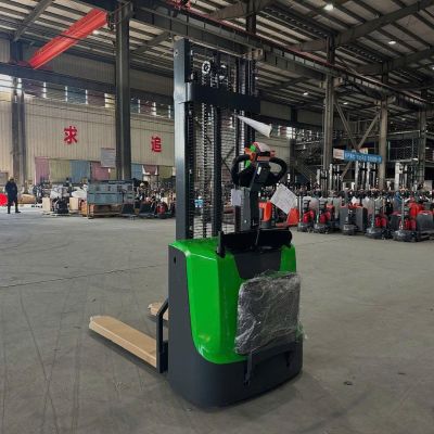 Xe nâng điện Stacker 1,5 Tấn CL1532E