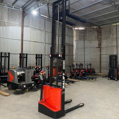 Xe nâng điện Stacker 1,5 tấn CL1530JB