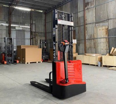 Xe nâng điện Stacker 1,5 tấn CL1530JB