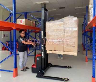 Xe nâng điện chân rộng 1,3 tấn Jialift CL1330GHY