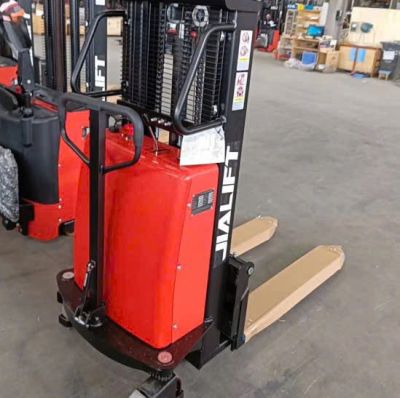 Xe nâng điện bán tự động 2 Tấn SPN2020