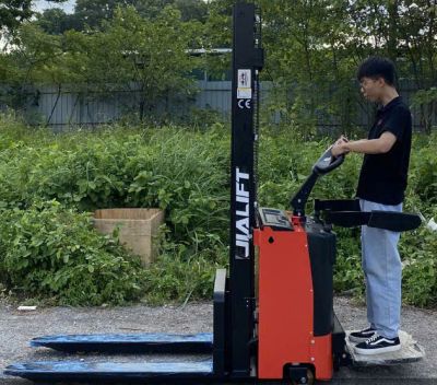 Xe nâng điện Stacker 1,5 Tấn CL1532E