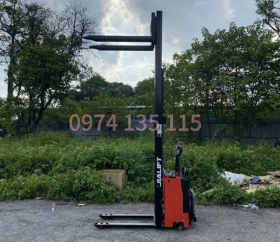 Xe nâng điện Stacker 1,5 Tấn CL1532E