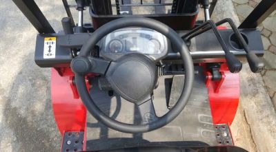 Xe nâng dầu 3/3,5 tấn EP