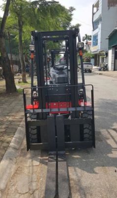 Xe nâng dầu 3/3,5 tấn EP