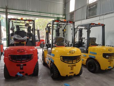 Xe nâng dầu 3/3,5 tấn EP