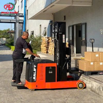 Xe nâng điện Reach Truck 2 tấn Q2045D hiệu Jialift