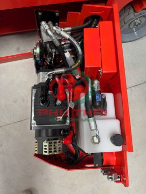 Xe nâng người cắt kéo nâng cao 6m JS0607 Jialift