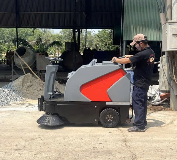 Xe quét rác ngồi lái S6